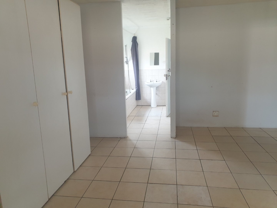 To Let 1 Bedroom Property for Rent in Farmall A H Gauteng