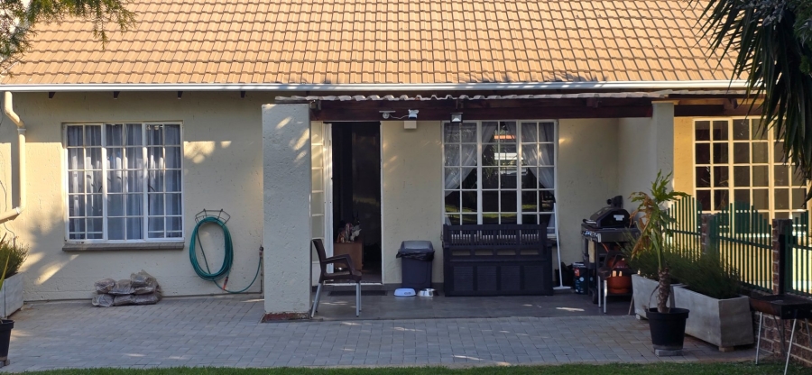 2 Bedroom Property for Sale in Bartlett Gauteng