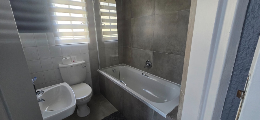 2 Bedroom Property for Sale in Bartlett Gauteng