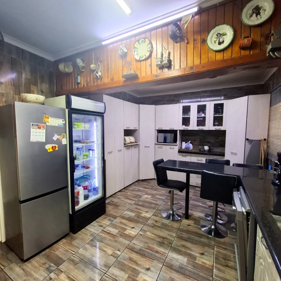 3 Bedroom Property for Sale in Meyerton Central Gauteng