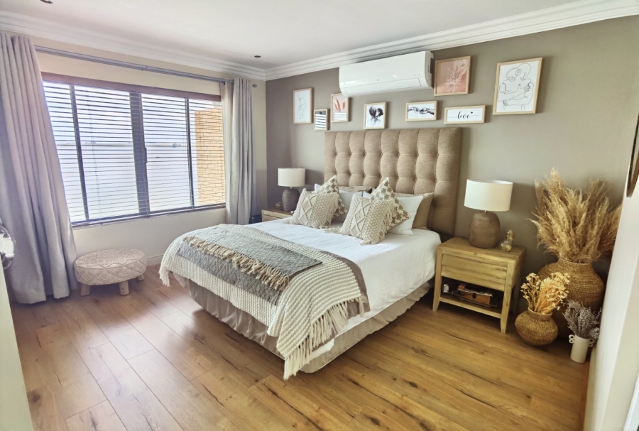 4 Bedroom Property for Sale in Bronkhorstbaai Gauteng