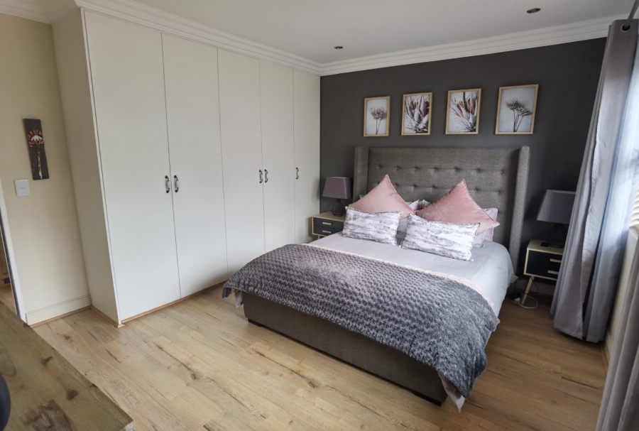 4 Bedroom Property for Sale in Bronkhorstbaai Gauteng