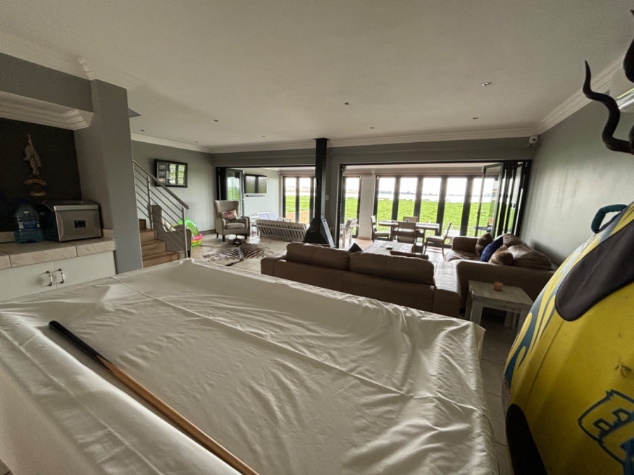 4 Bedroom Property for Sale in Bronkhorstbaai Gauteng