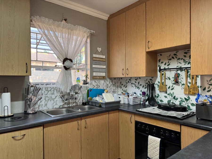 To Let 3 Bedroom Property for Rent in Celtisdal Gauteng