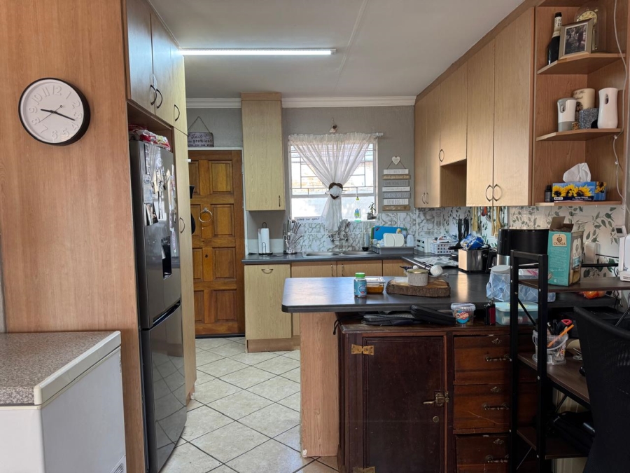 To Let 3 Bedroom Property for Rent in Celtisdal Gauteng