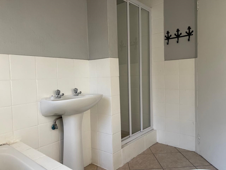 To Let 3 Bedroom Property for Rent in Celtisdal Gauteng