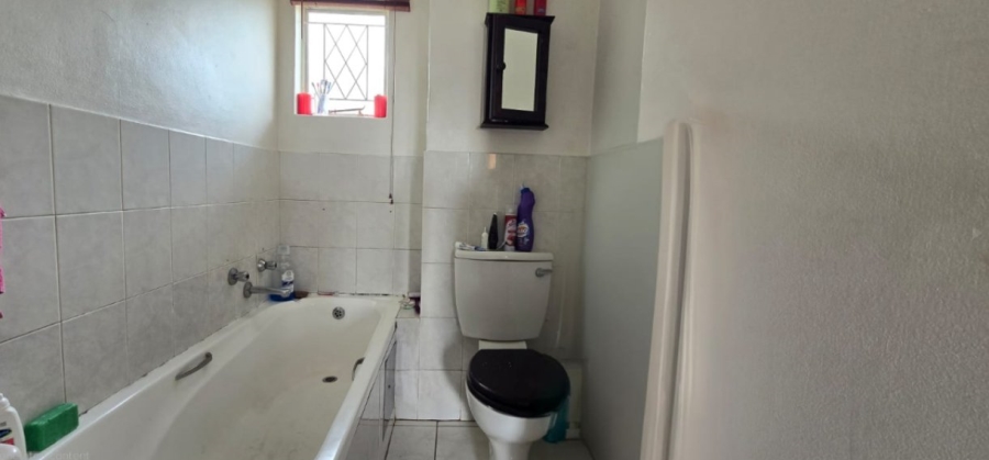 2 Bedroom Property for Sale in Eden Glen Gauteng