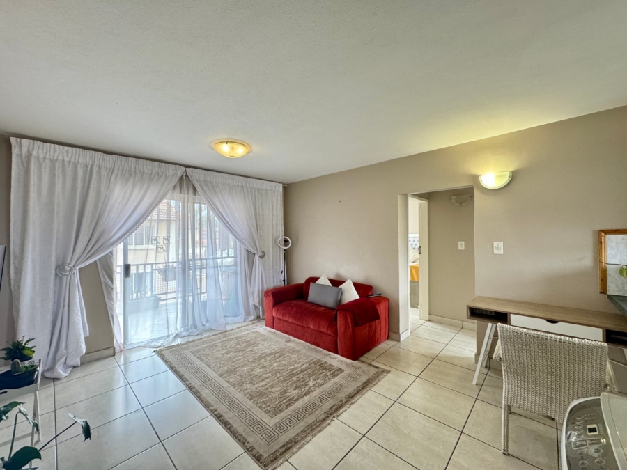 To Let 2 Bedroom Property for Rent in Die Hoewes Gauteng