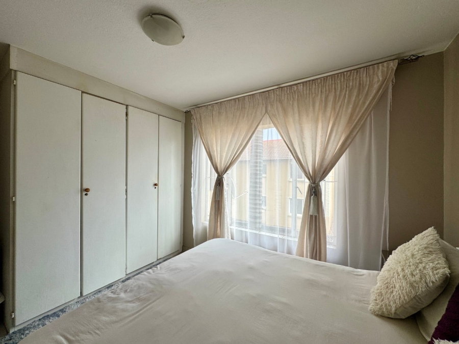 To Let 2 Bedroom Property for Rent in Die Hoewes Gauteng