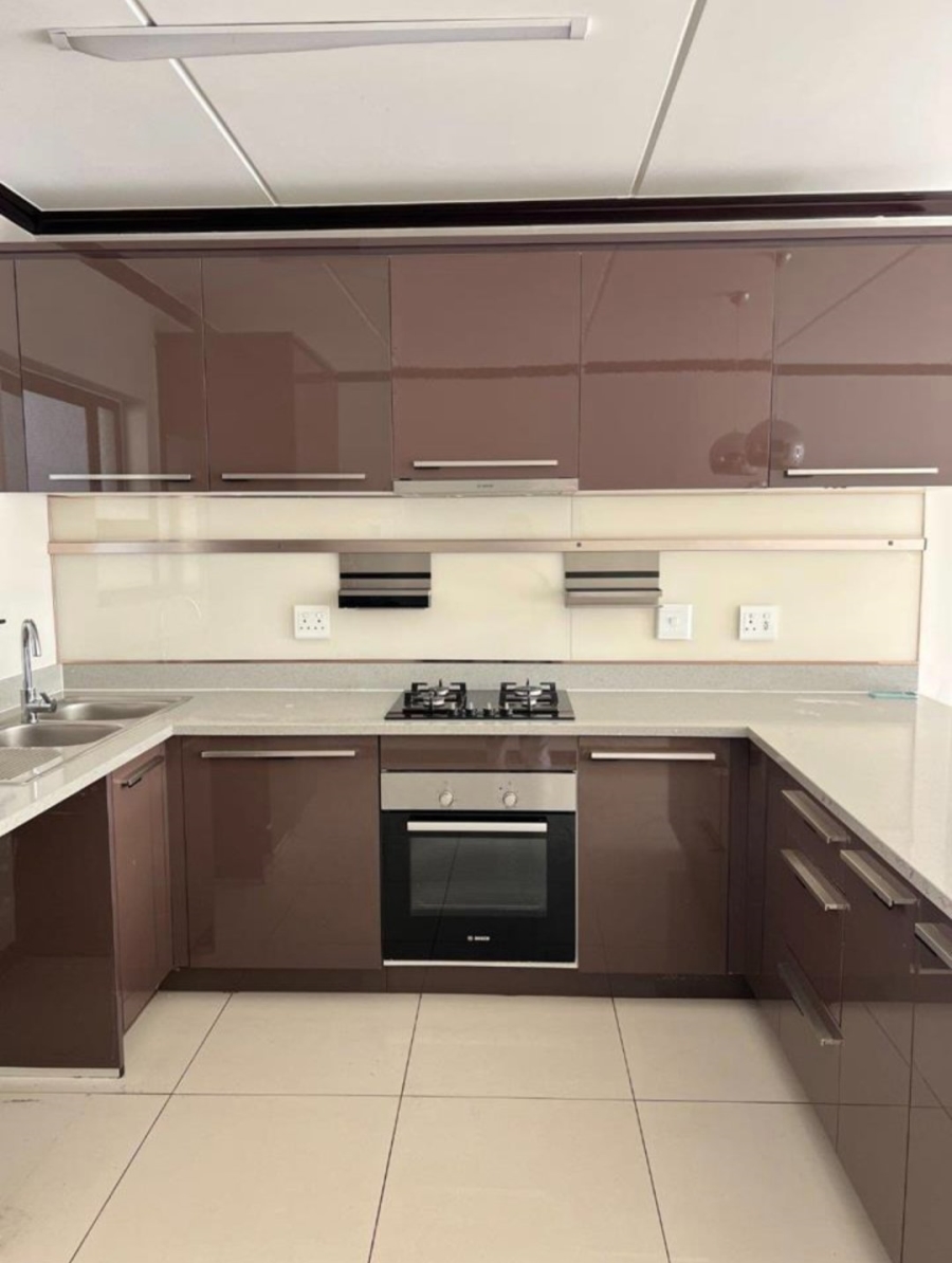 To Let 3 Bedroom Property for Rent in Broadacres Gauteng