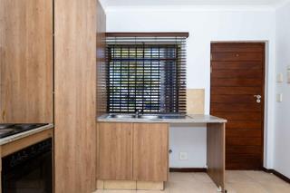 To Let 1 Bedroom Property for Rent in Greenstone Hill Gauteng