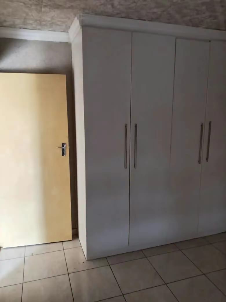 2 Bedroom Property for Sale in Soshanguve VV Gauteng
