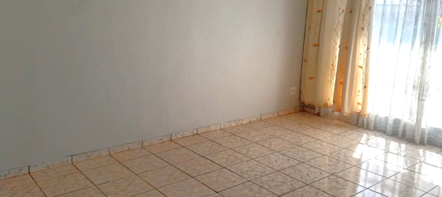To Let 3 Bedroom Property for Rent in Ridgeway Gauteng
