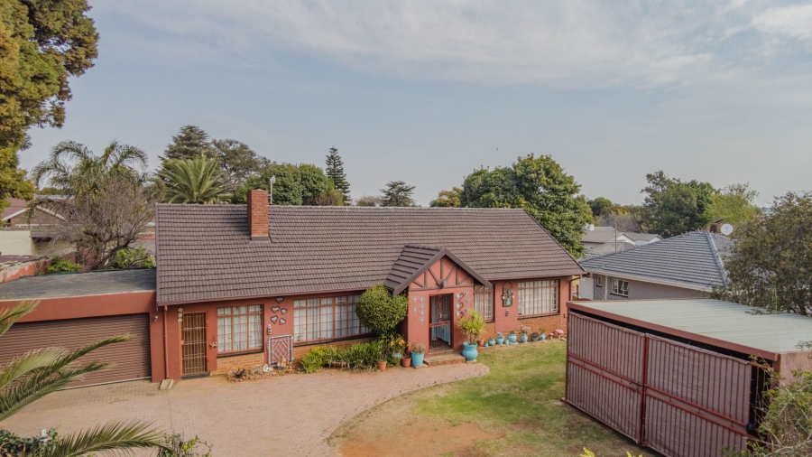 4 Bedroom Property for Sale in Birch Acres Gauteng