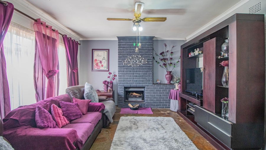 4 Bedroom Property for Sale in Birch Acres Gauteng