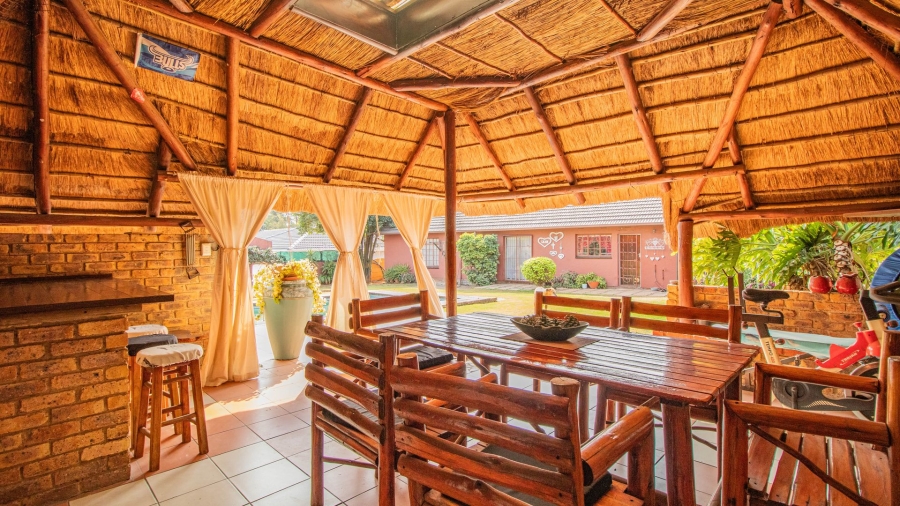 4 Bedroom Property for Sale in Birch Acres Gauteng
