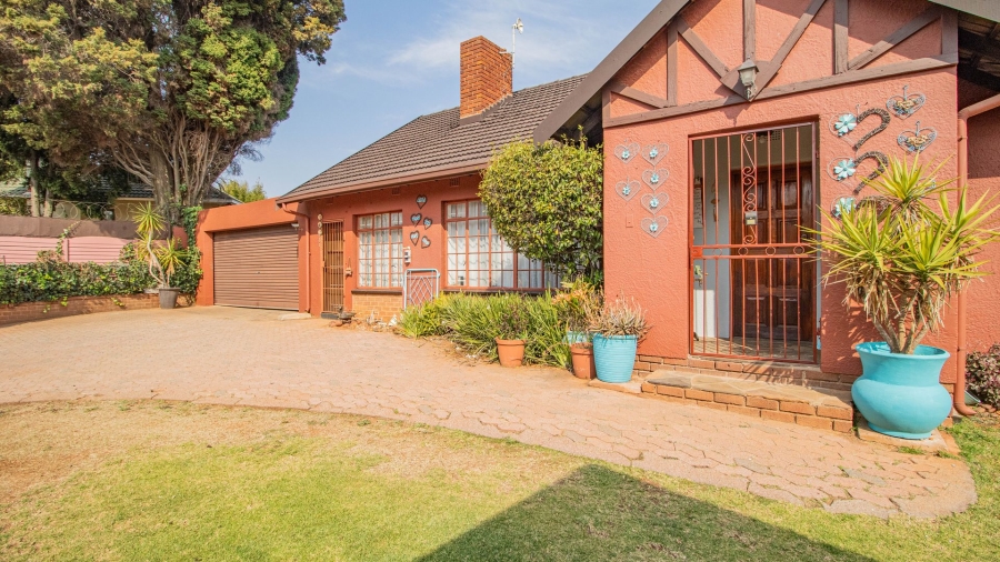 4 Bedroom Property for Sale in Birch Acres Gauteng