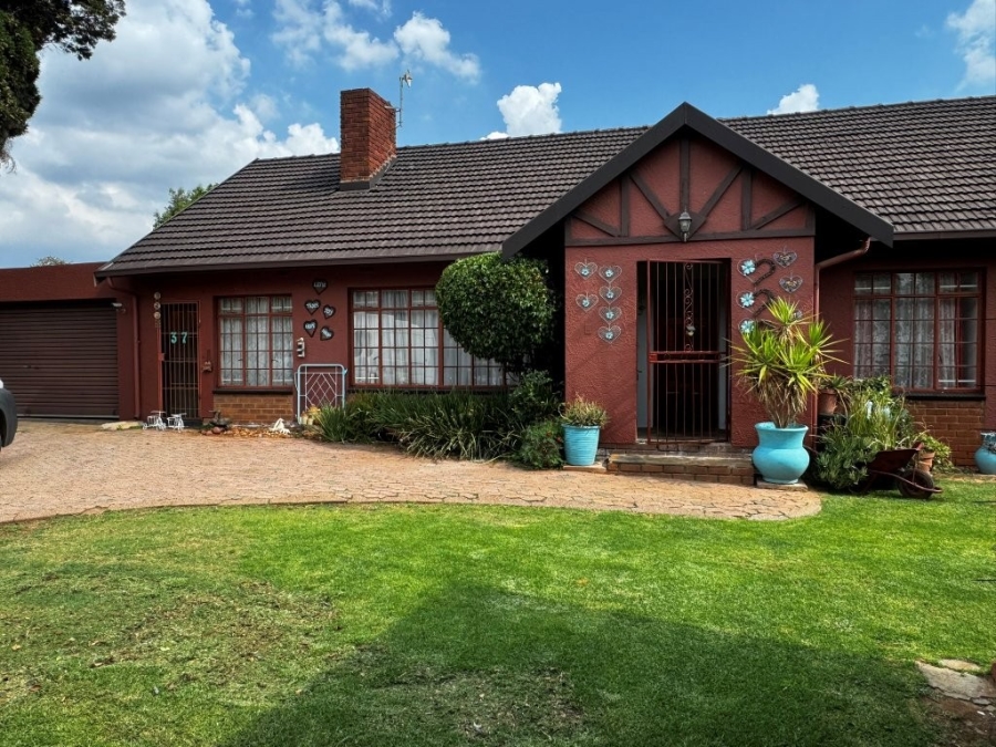 4 Bedroom Property for Sale in Birch Acres Gauteng