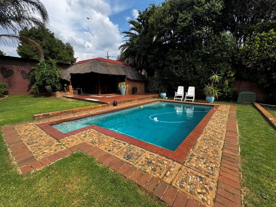 4 Bedroom Property for Sale in Birch Acres Gauteng