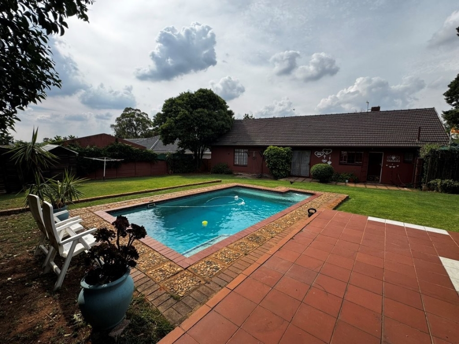 4 Bedroom Property for Sale in Birch Acres Gauteng