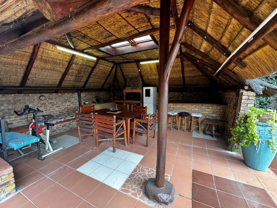 4 Bedroom Property for Sale in Birch Acres Gauteng