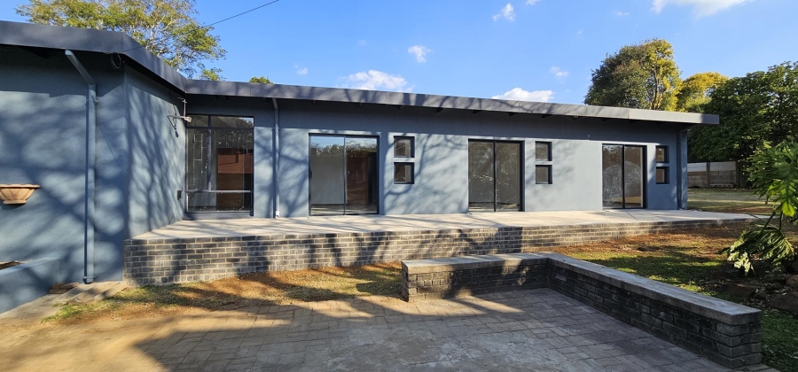 To Let 5 Bedroom Property for Rent in Waterkloof Glen Gauteng
