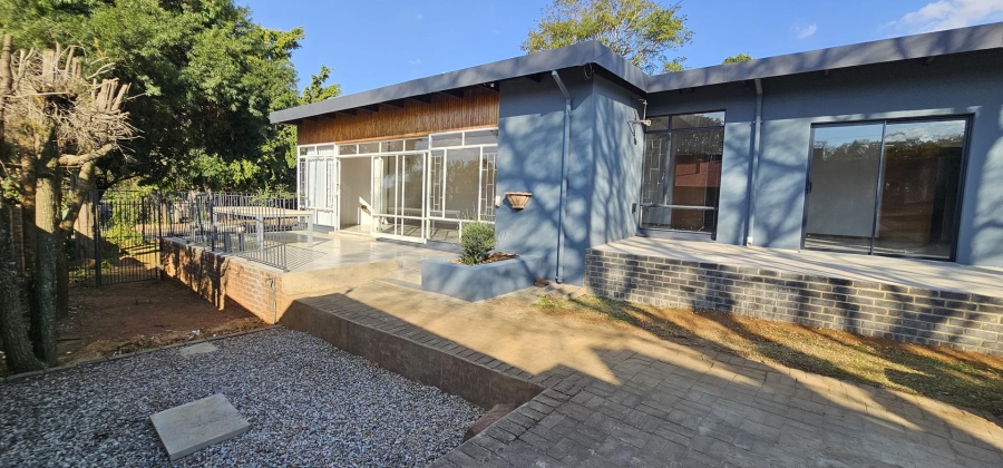 To Let 5 Bedroom Property for Rent in Waterkloof Glen Gauteng
