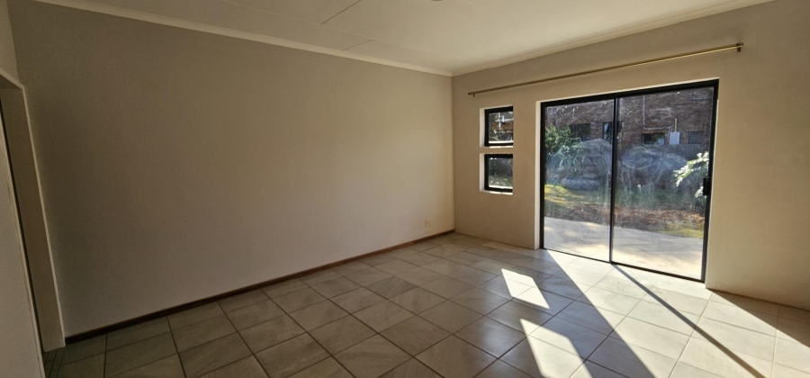 To Let 5 Bedroom Property for Rent in Waterkloof Glen Gauteng
