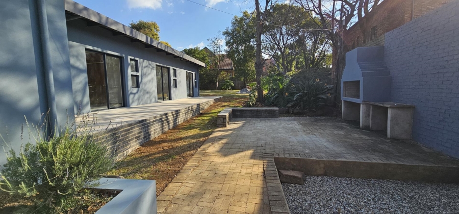 To Let 5 Bedroom Property for Rent in Waterkloof Glen Gauteng