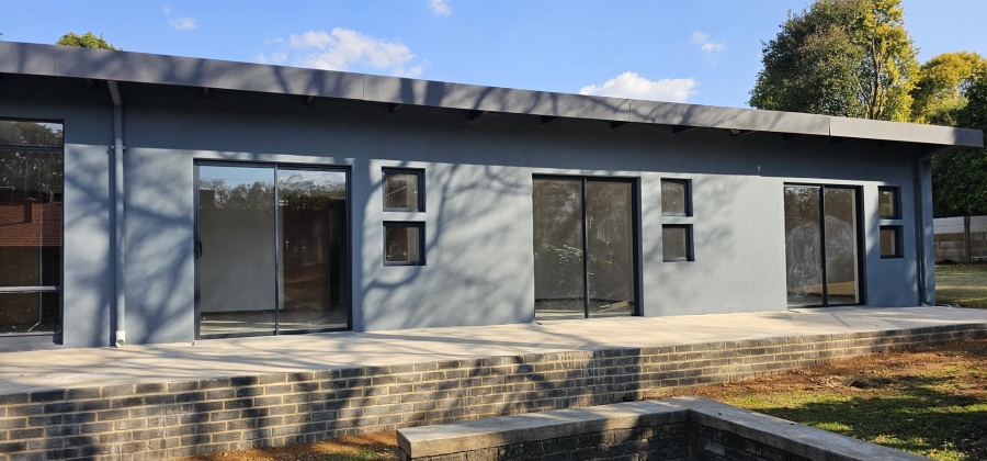 To Let 5 Bedroom Property for Rent in Waterkloof Glen Gauteng