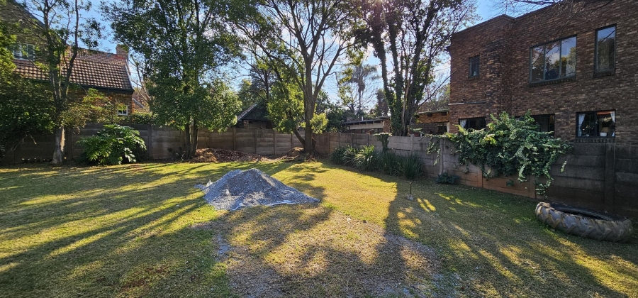 To Let 5 Bedroom Property for Rent in Waterkloof Glen Gauteng