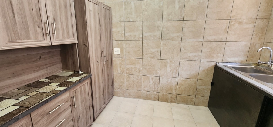 To Let 2 Bedroom Property for Rent in Laudium Gauteng