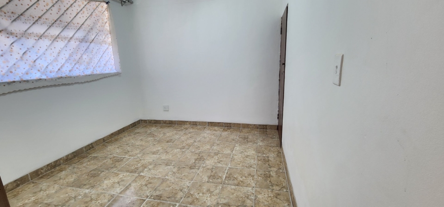 To Let 2 Bedroom Property for Rent in Laudium Gauteng