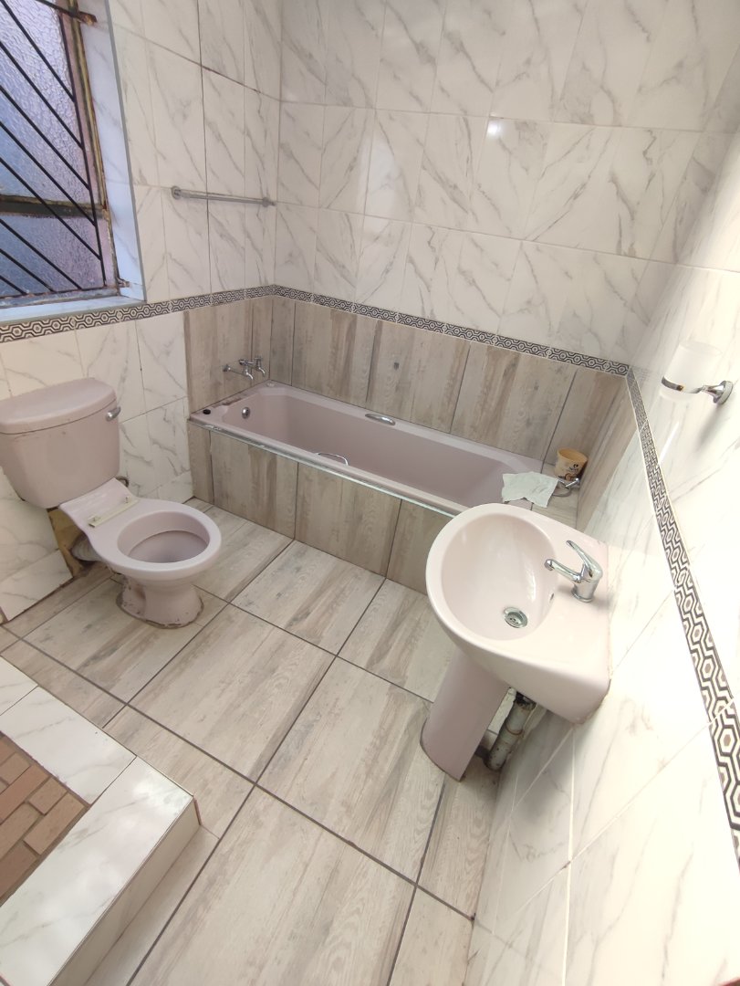 3 Bedroom Property for Sale in Kwa Thema Gauteng