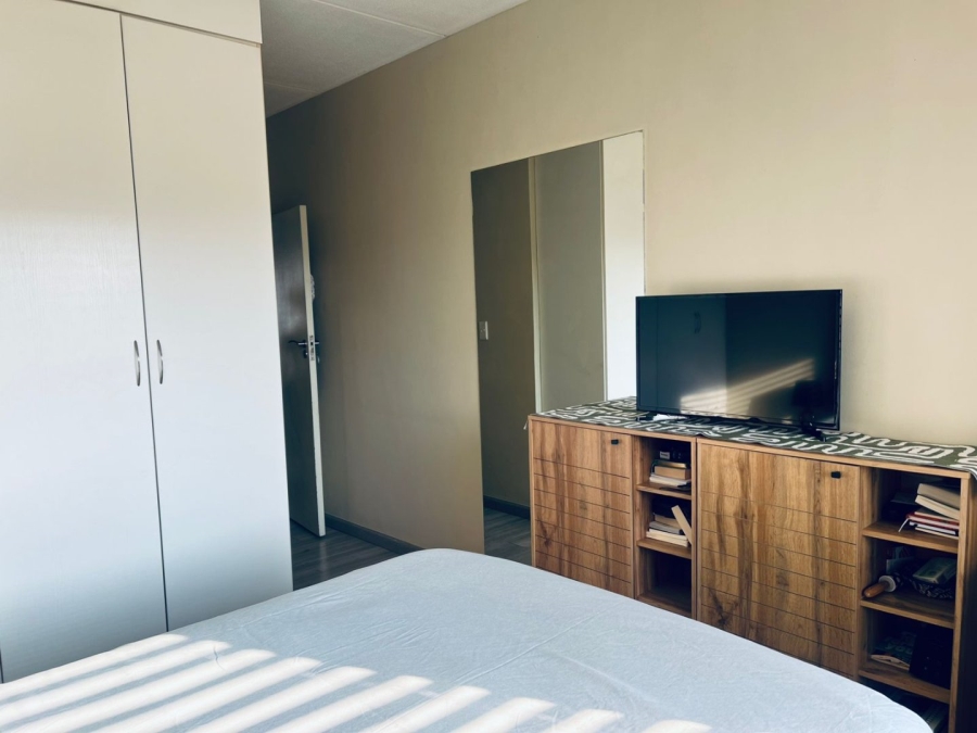 2 Bedroom Property for Sale in Greenstone Hill Gauteng
