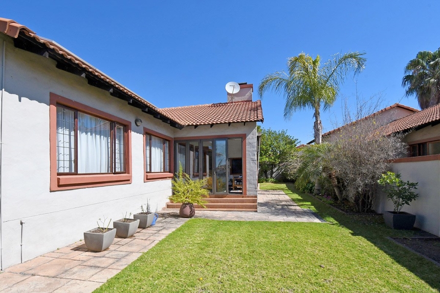 3 Bedroom Property for Sale in Thatchfield Glen Gauteng