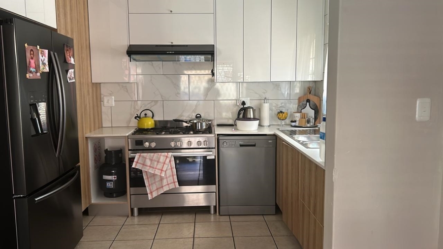 4 Bedroom Property for Sale in Montana Tuine Gauteng