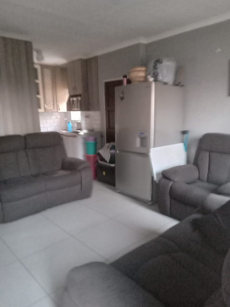 2 Bedroom Property for Sale in Bloubosrand Gauteng
