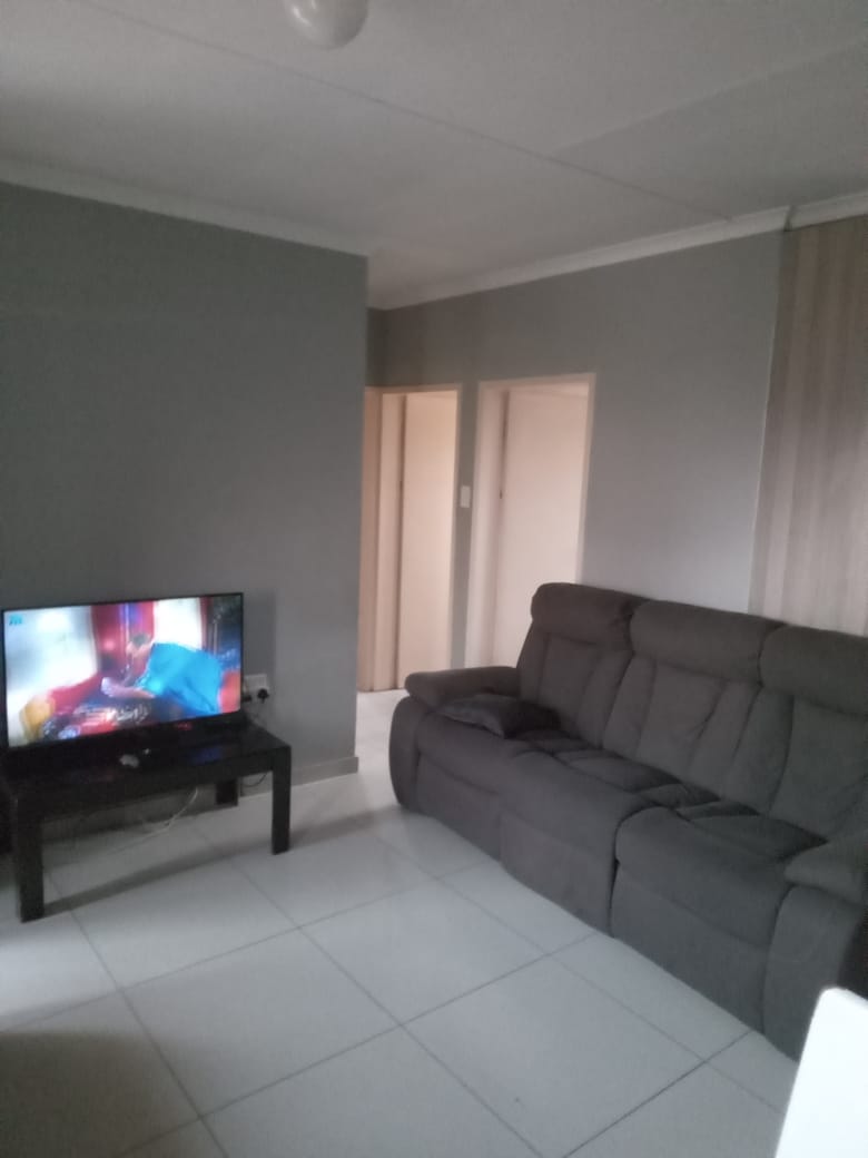 2 Bedroom Property for Sale in Bloubosrand Gauteng