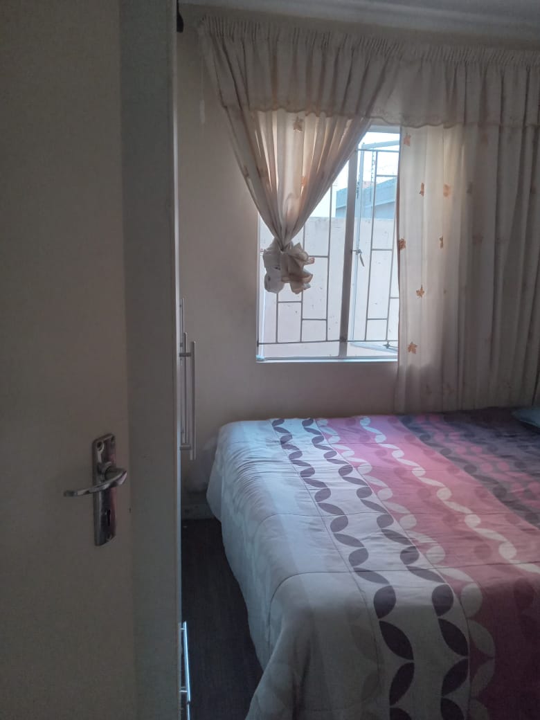 2 Bedroom Property for Sale in Bloubosrand Gauteng