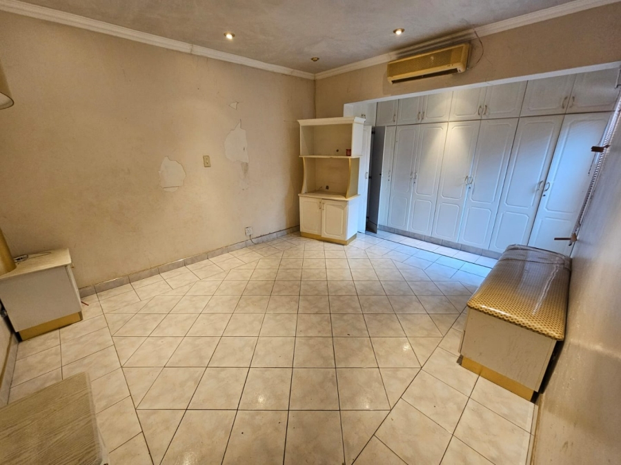 To Let 3 Bedroom Property for Rent in Laudium Gauteng