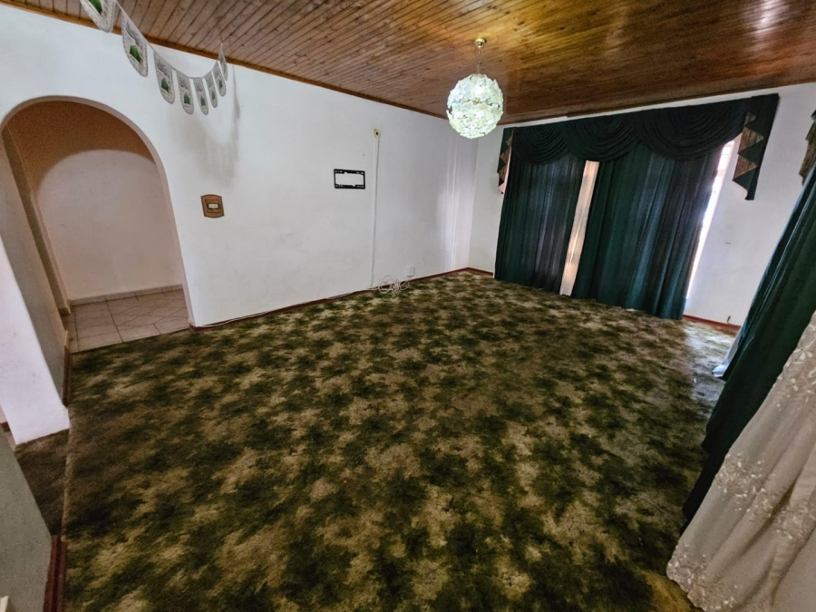 To Let 3 Bedroom Property for Rent in Laudium Gauteng