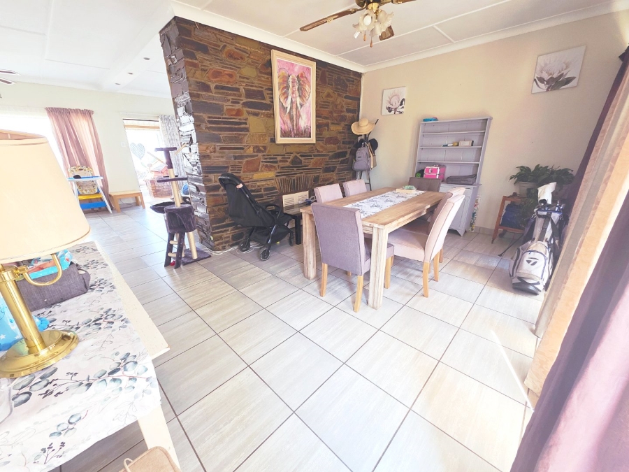 3 Bedroom Property for Sale in Strubenvale Gauteng