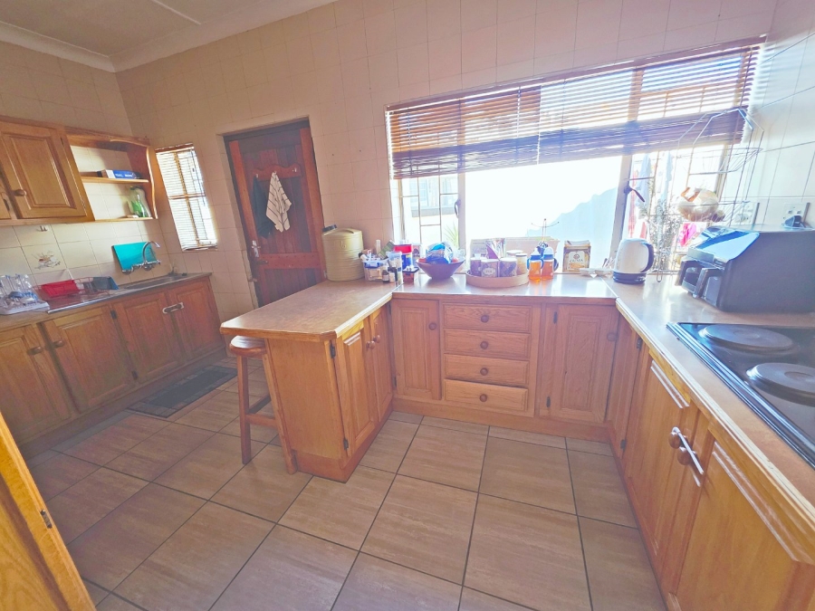 3 Bedroom Property for Sale in Strubenvale Gauteng