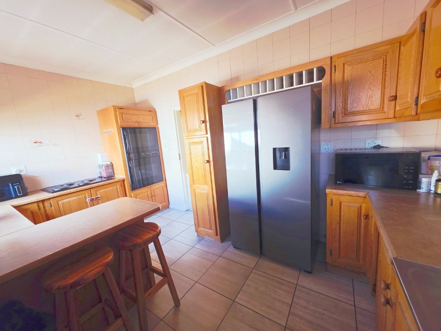 3 Bedroom Property for Sale in Strubenvale Gauteng