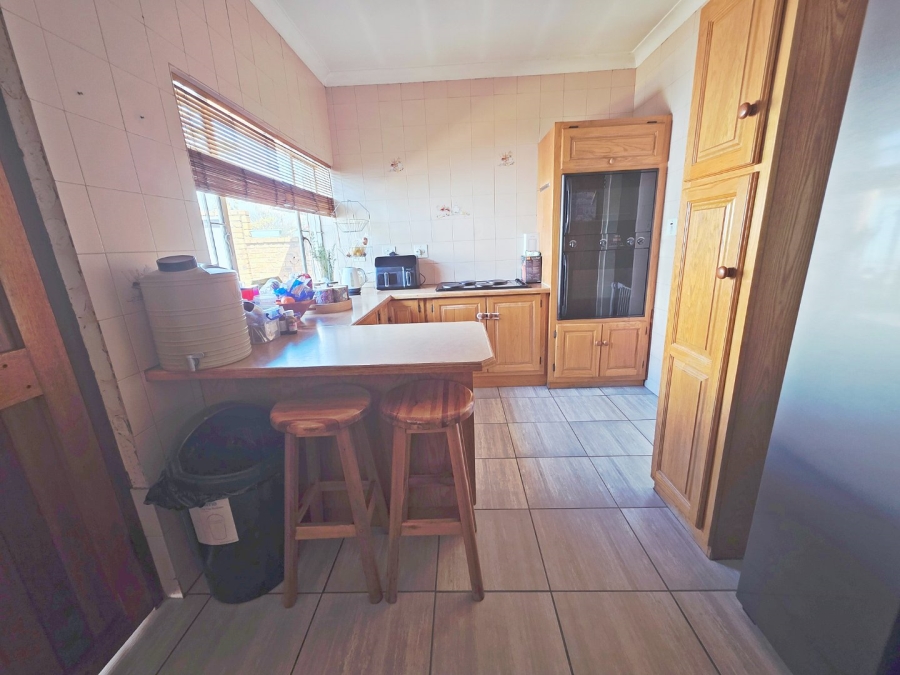 3 Bedroom Property for Sale in Strubenvale Gauteng