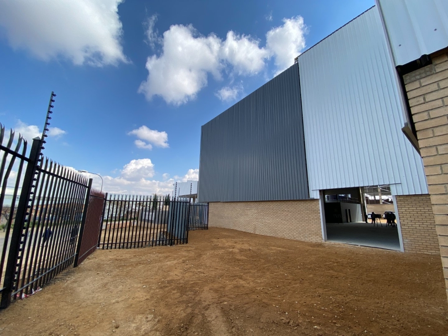 To Let commercial Property for Rent in Samrand Business Park Gauteng