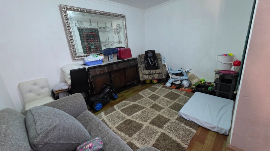 2 Bedroom Property for Sale in Eldoraigne Gauteng