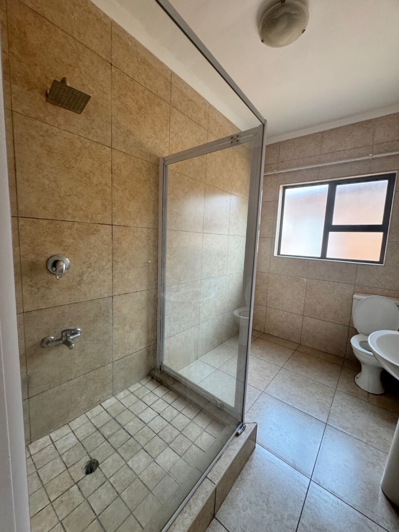2 Bedroom Property for Sale in Lenasia Ext 10 Gauteng