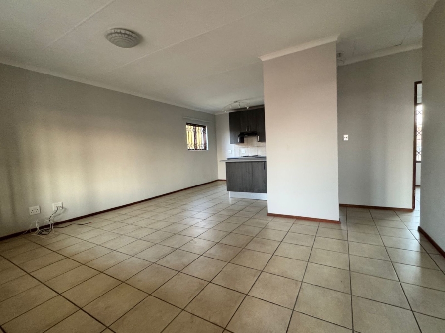 2 Bedroom Property for Sale in Lenasia Ext 10 Gauteng
